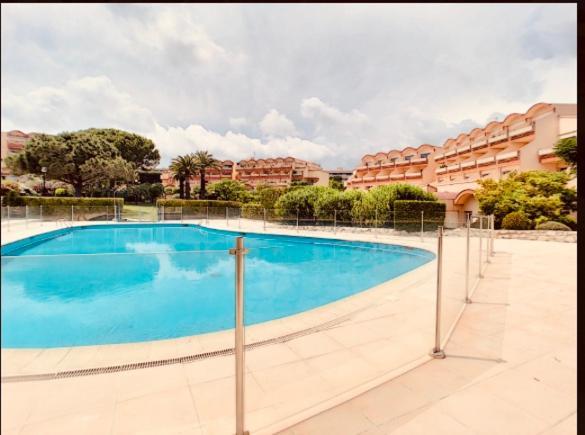 Antibes Secured Parc Velusine With Private Parking, Terrace, Pools And Tennis Courts. Экстерьер фото